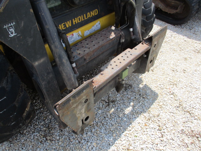 2011 New Holland L218 Skid Steer Loader