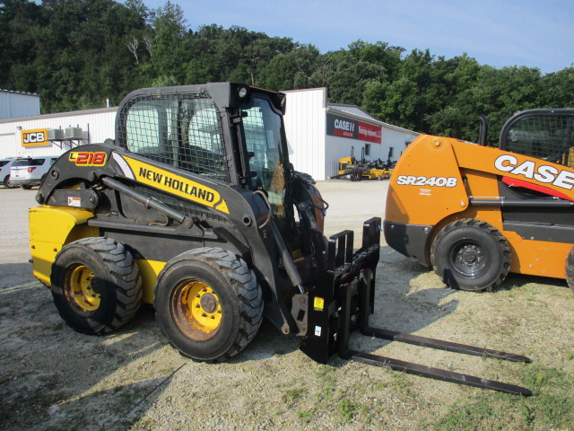 2011 New Holland L218 Skid Steer Loader
