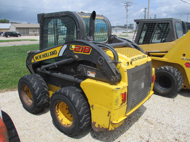 2011 New Holland L218 Skid Steer Loader