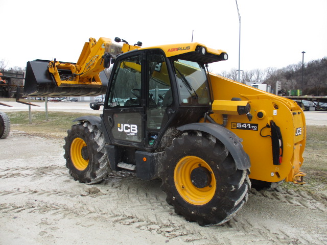 2017 JCB 541-70 Agri-Plus TeleHandler