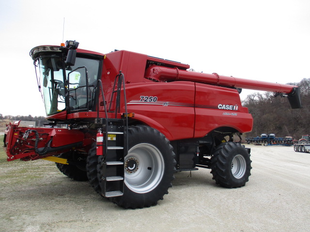 2020 Case IH 7250 Combine