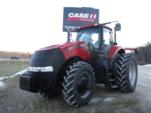 2015 Case IH Magnum 280 Tractor