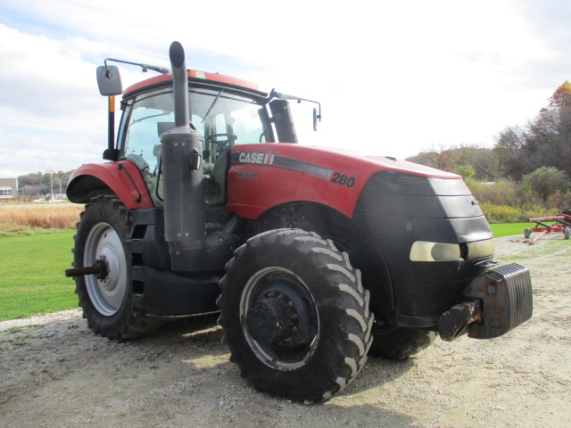 2015 Case IH Magnum 280 Tractor