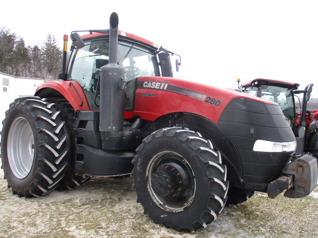 2015 Case IH Magnum 280 Tractor