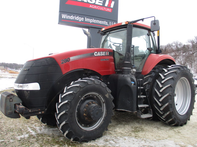 2015 Case IH Magnum 280 Tractor