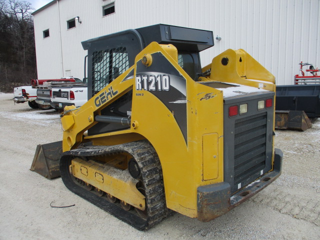 2013 Gehl RT210 Compact Track Loader