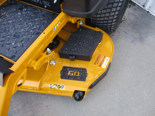 2026 Hustler Excel 943886-SUPER Z -KAWASAKI FX1000 (35HP) 60" Mower/Zero Turn