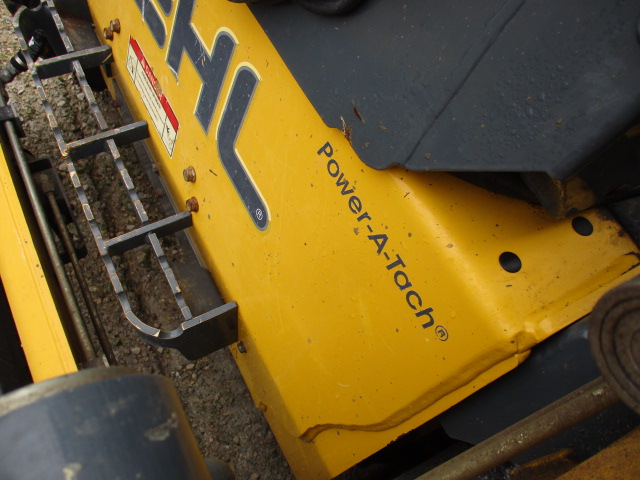 2015 Gehl R220 Skid Steer Loader