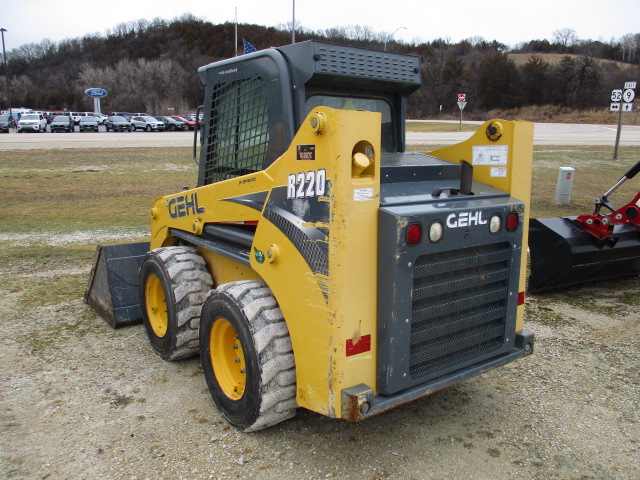 2015 Gehl R220 Skid Steer Loader