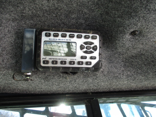 2015 Gehl R220 Skid Steer Loader