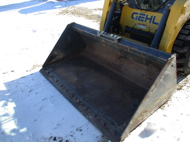 2015 Gehl R220 Skid Steer Loader