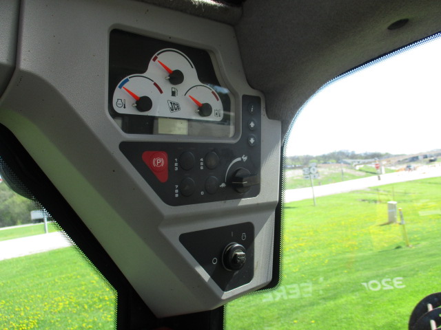 2012 JCB 155 Skid Steer Loader