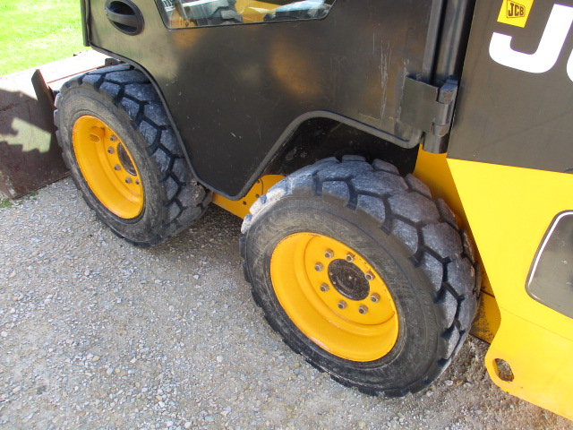 2012 JCB 155 Skid Steer Loader