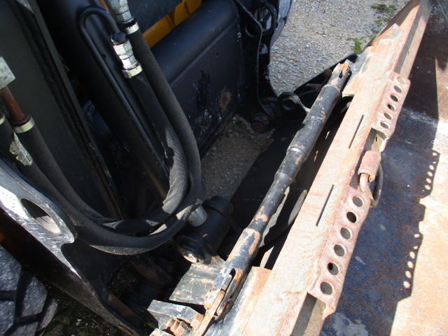 2012 JCB 155 Skid Steer Loader