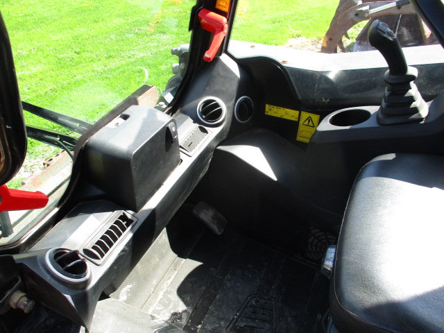 2012 JCB 155 Skid Steer Loader