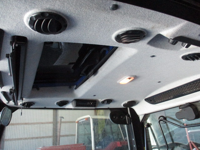 2020 New Holland Workmaster 105 Tractor