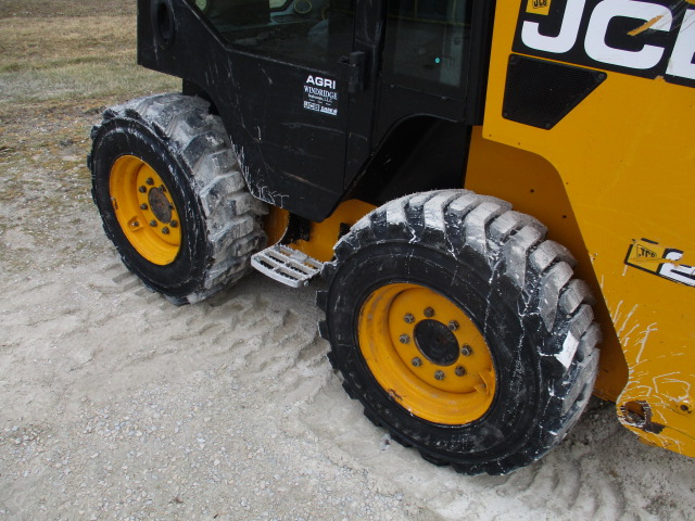 2023 JCB 270W Skid Steer Loader