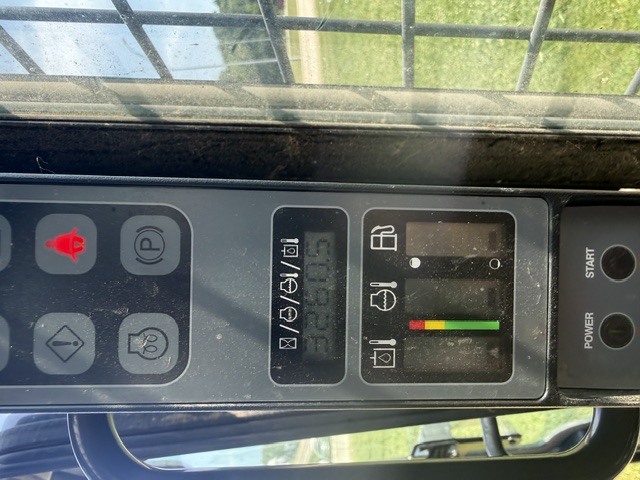 2014 Case SV300 Skid Steer Loader