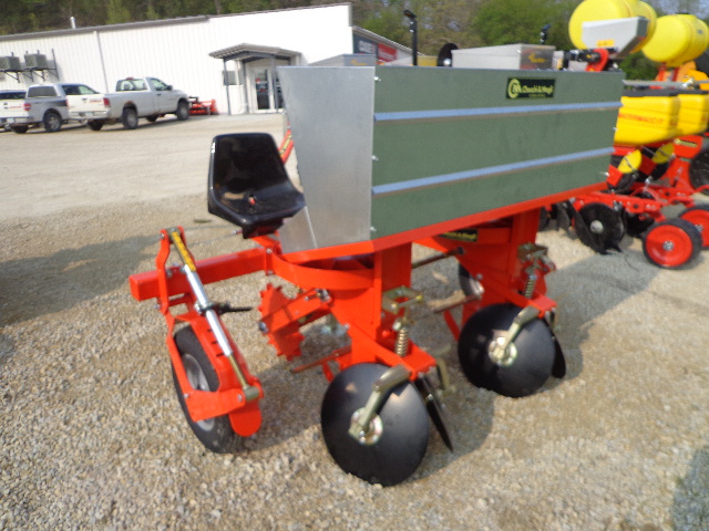 21 Checchi Magli F300l 2 Row Potato Planter Planter Vegetable For Sale In Decorah Ia Ironsearch