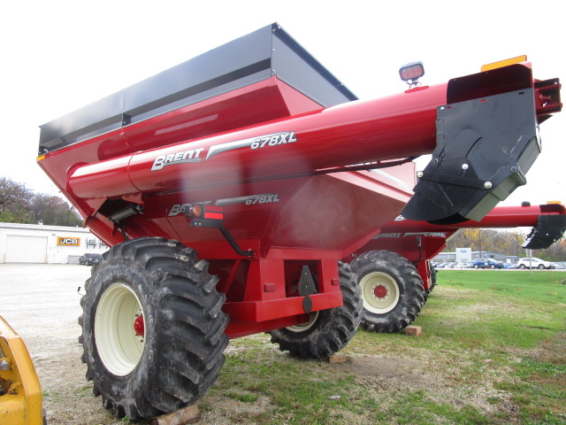 2023 Brent BRENT 678 GRAIN CART- 17" XL CORNER-AUGER Grain Cart