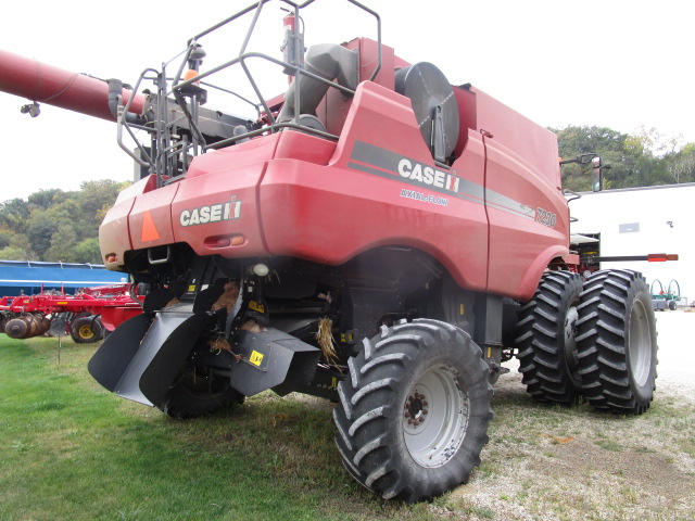 2013 Case IH 7230 Combine