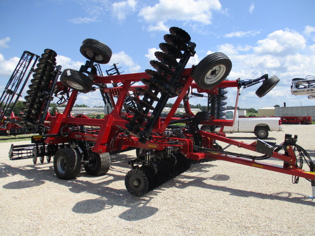 2024 Case IH VT-FLEX 435 30FT Vertical Tillage