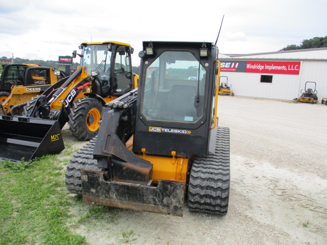 2018 JCB 3TS-8T Compact Track Loader