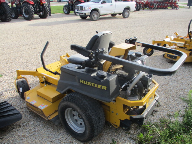 2014 Hustler Excel Super Z  936914 60" RD Mower/Zero Turn