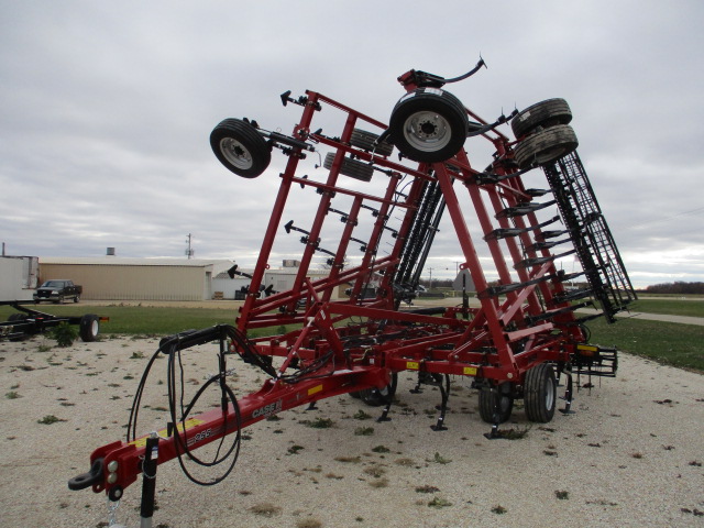 2024 Case IH TIGER-MATE 255 Field Cultivator