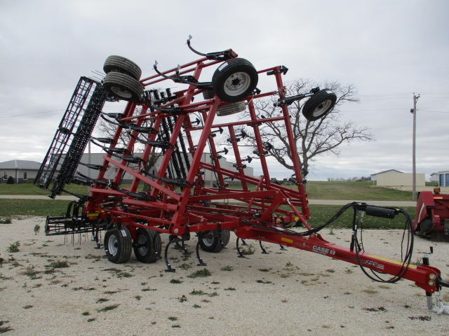 2024 Case IH TIGER-MATE 255 Field Cultivator