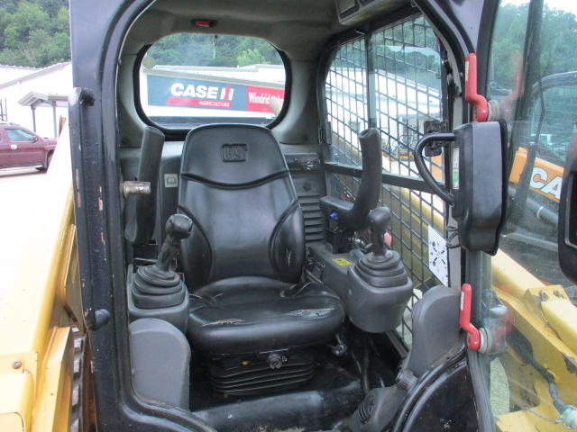 2017 Caterpillar 246D Skid Steer Loader