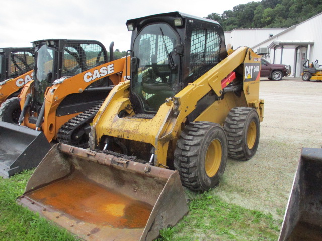 2017 Caterpillar 246D Skid Steer Loader