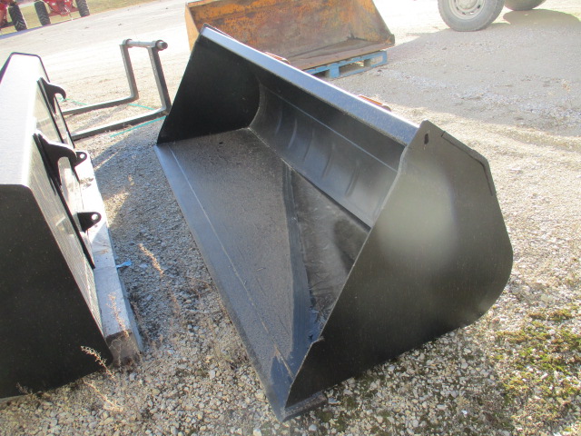 2024 Case IH 84" Bucket