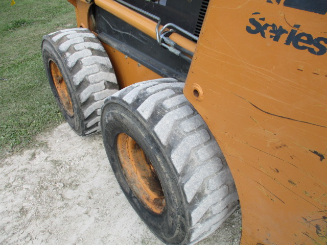 2010 Case 420 Skid Steer Loader