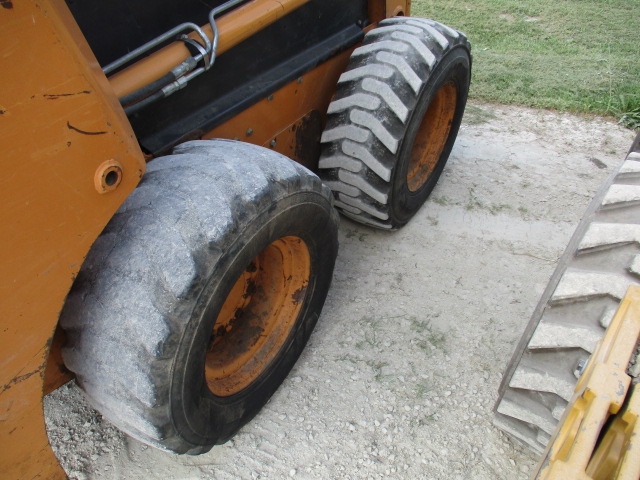 2010 Case 420 Skid Steer Loader