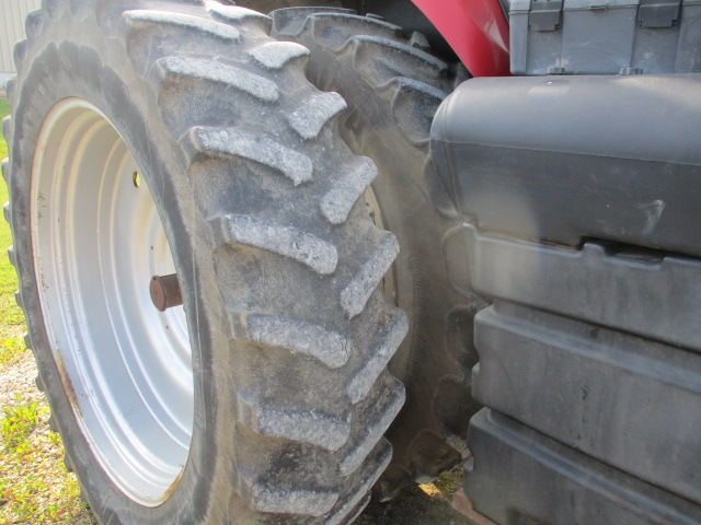 2011 Case IH Magnum 315 Tractor