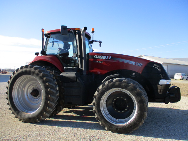 2011 Case IH Magnum 315 Tractor