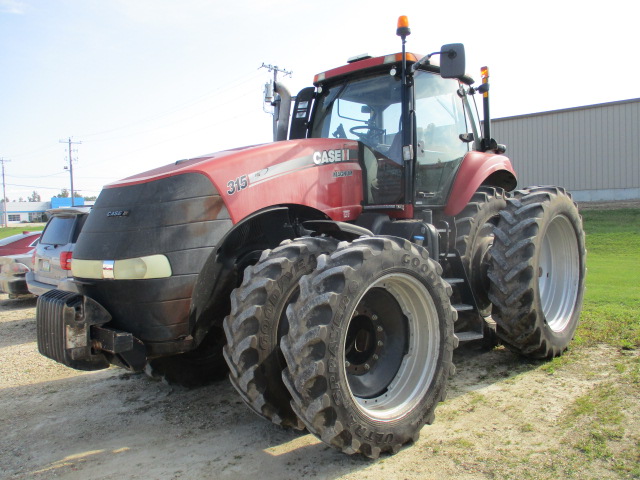 2011 Case IH Magnum 315 Tractor