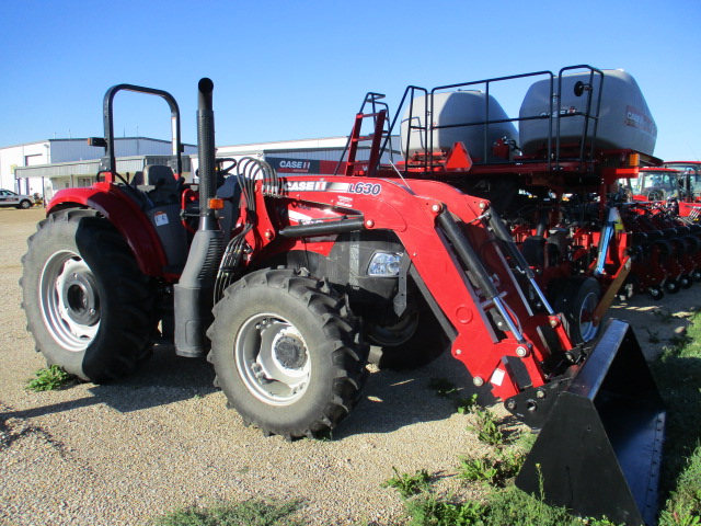 2017 Case IH Farmall 100C Tractor