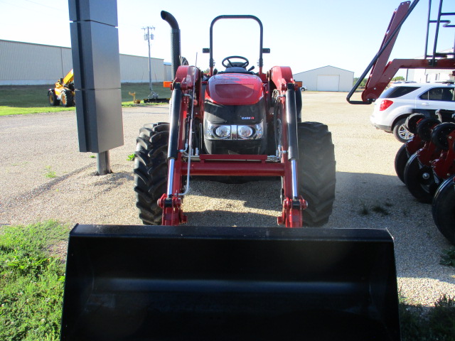 2017 Case IH Farmall 100C Tractor