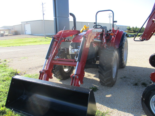 2017 Case IH Farmall 100C Tractor