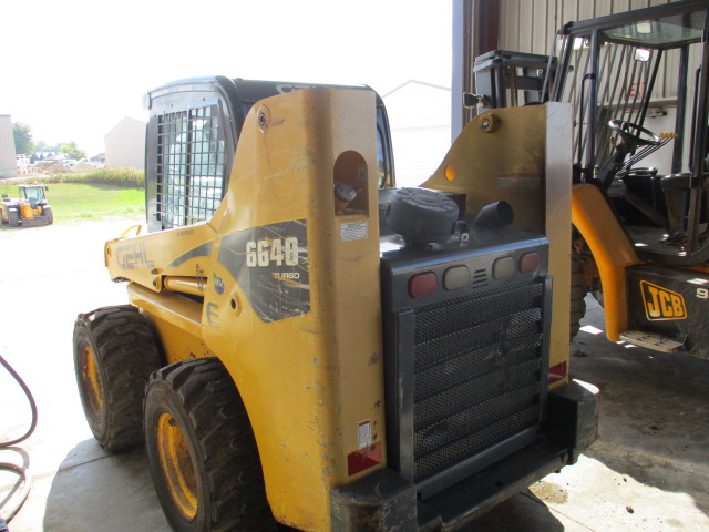 2012 Gehl 6640 E Skid Steer Loader