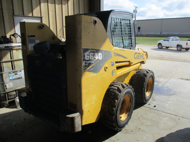 2012 Gehl 6640 E Skid Steer Loader