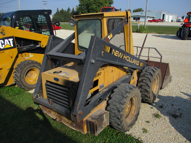 1991 New Holland L553 Skid Steer Loader