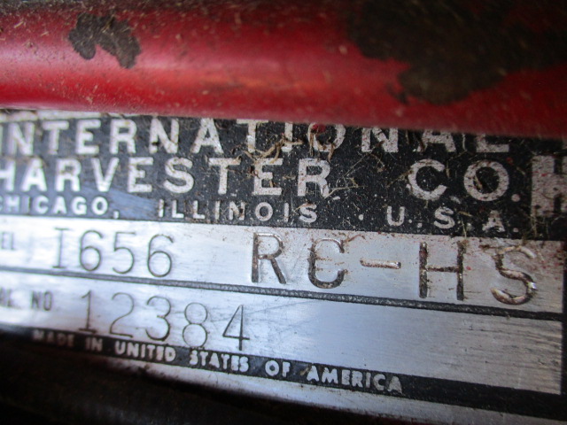 1969 International 656  RC-HS Tractor