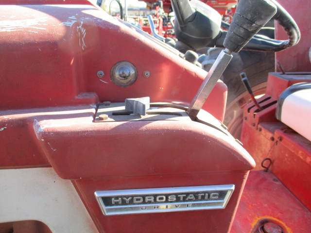 1969 International 656  RC-HS Tractor