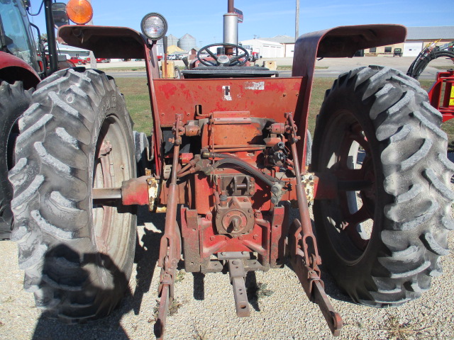 1969 International 656  RC-HS Tractor