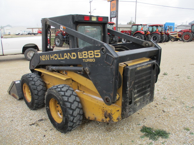 1995 New Holland LX885 Skid Steer Loader