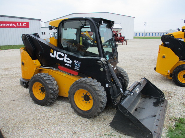 2016 JCB 260 Skid Steer Loader
