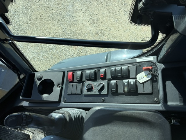 2024 John Deere 324P Wheel Loader